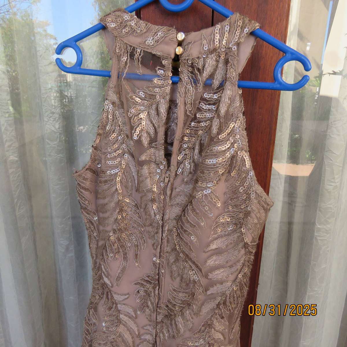 Ecru colour luxury embellished sheath lined sleeveless dress size 26-2