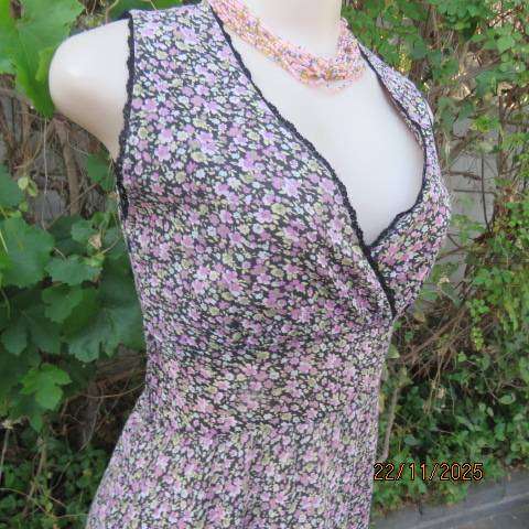 JESSICA cool fine cotton black-green-pink tiered dress with fold over bust. Size 34