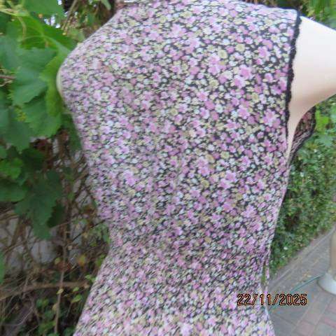 JESSICA cool fine cotton black-green-pink tiered dress with fold over bust. Size 34