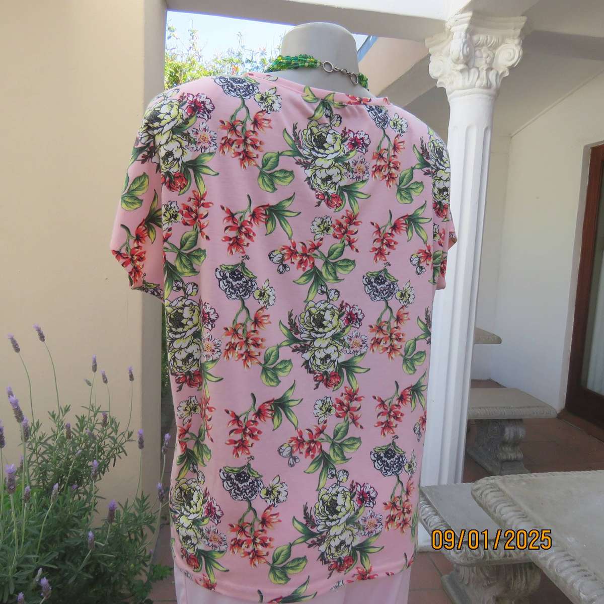 Light peach with crimson-yellow-green floral print slip over top. Tiny cut-on sleeves. Size 42