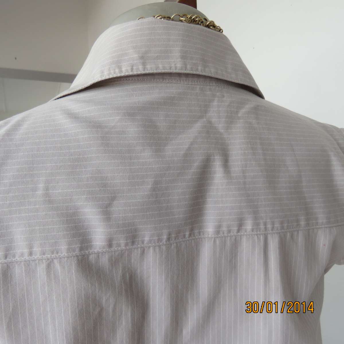 KELSO tailored cotton capped sleeve top. Ecru-white vertical striped.Size 33.With front frill.As new