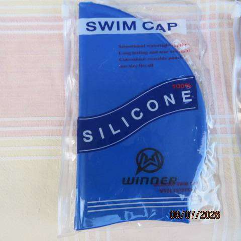 WINNER silicone high performance swim caps in blue and black and pink - 25 pcs