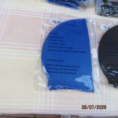 WINNER silicone high performance swim caps in blue and black and pink - 25 pcs