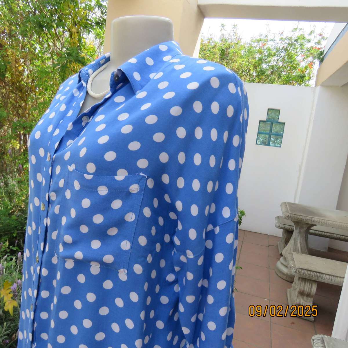 Cornflower blue with white polkadot button down top size 40