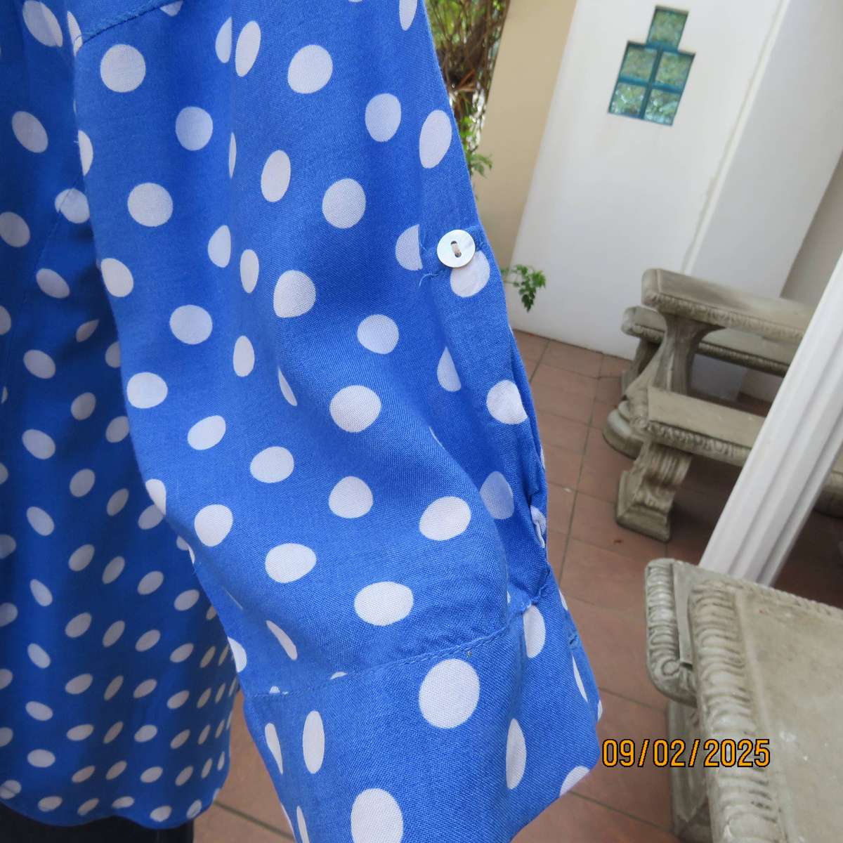 Cornflower blue with white polkadot button down top size 40