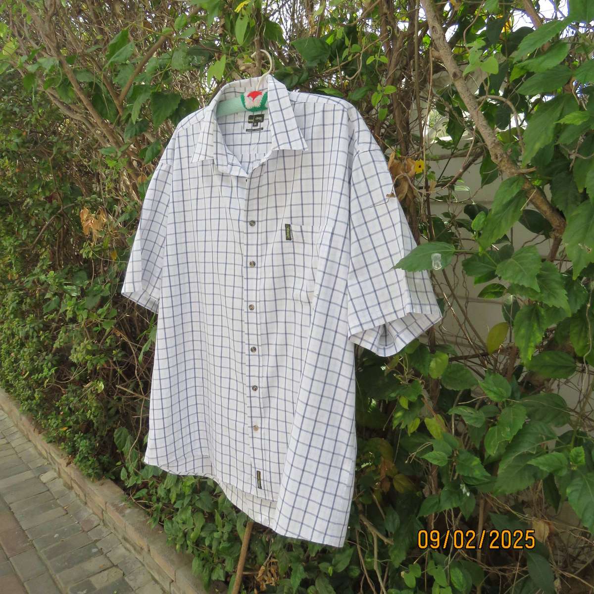 JEEP superior cotton navy-white check short sleeve shirt size 2XL.
