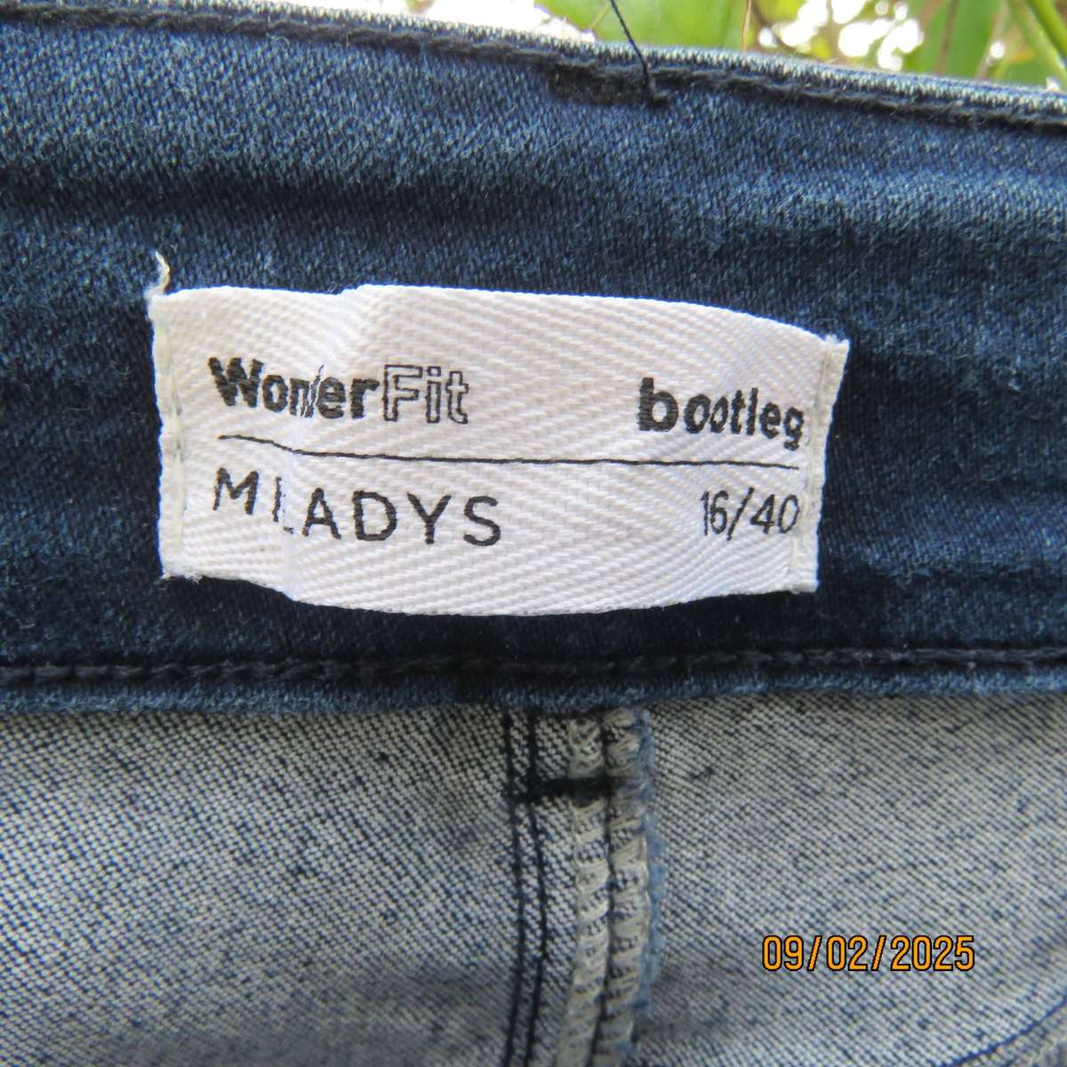MILADY'S wonder fit blue denim polycotton stretch bootleg jeans size 40