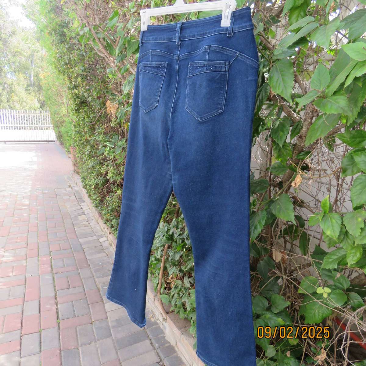 MILADY'S wonder fit blue denim polycotton stretch bootleg jeans size 40