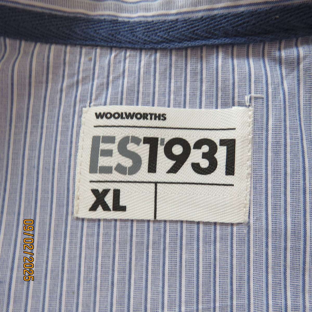 ES1931 blue-white vertical striped short sleeve cotton short sleeve shirt size XL.