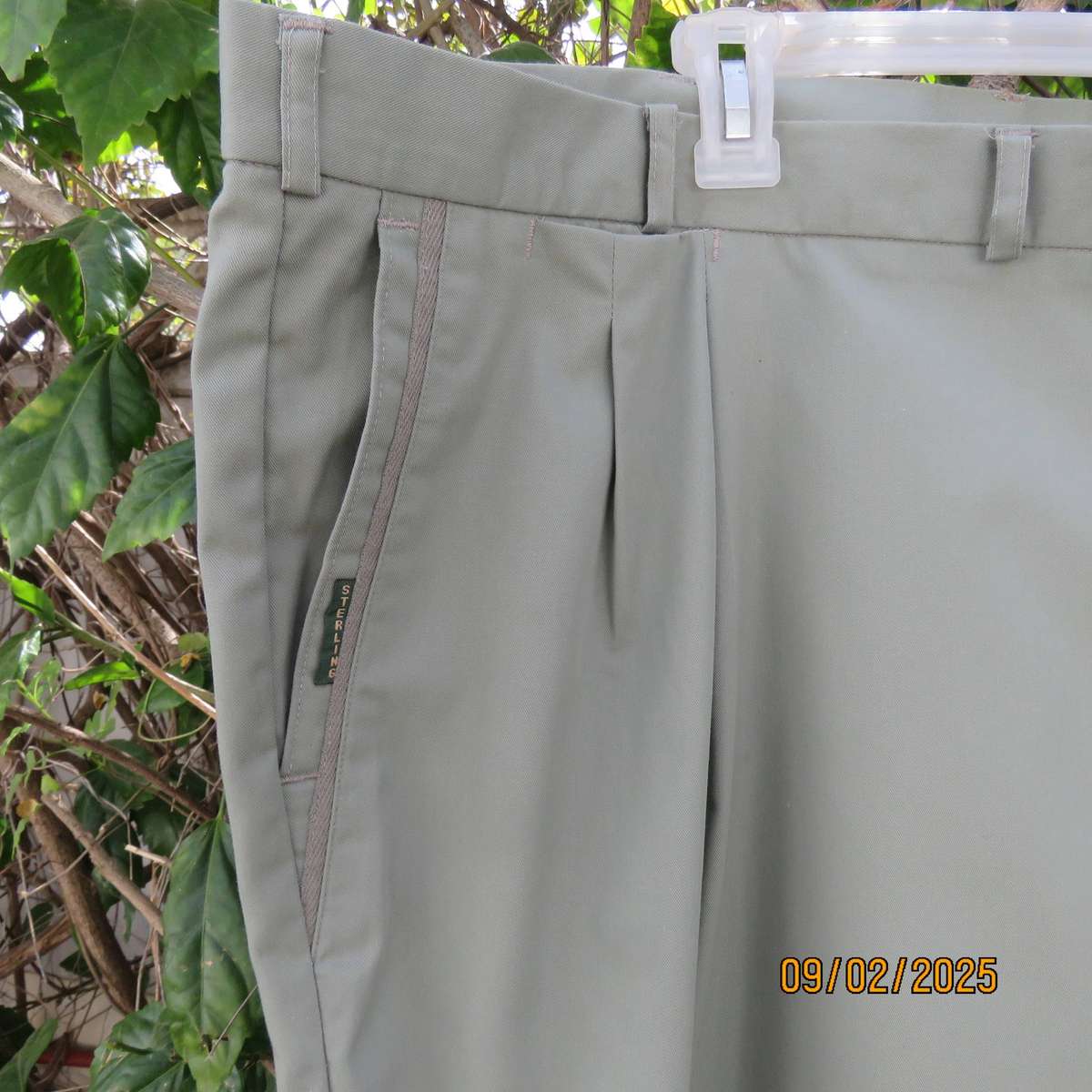 STERLING moss green original outdoor pants with front pleats. Size 52