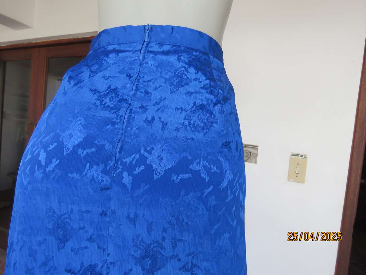 Embossed royal blue silky polyester fully lined pencil skirt size 36. As new