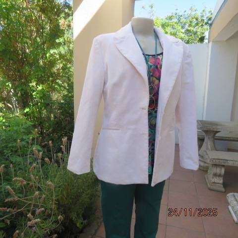 PALUCCI light cream corduroy fully lined long sleeve jacket 2 button closure. Size 36