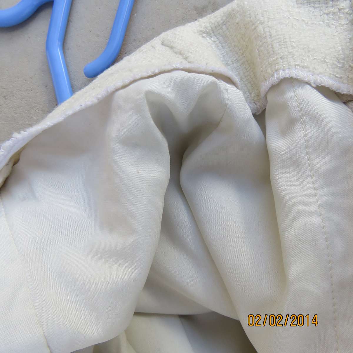 High waisted dream slim bandless pants best fit for size 35-11. Textured woo-polyester. Fully lined.