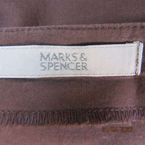 Marks & Spencer dark brown cotton V-neck slip-over top with shell circle decoration, size 44