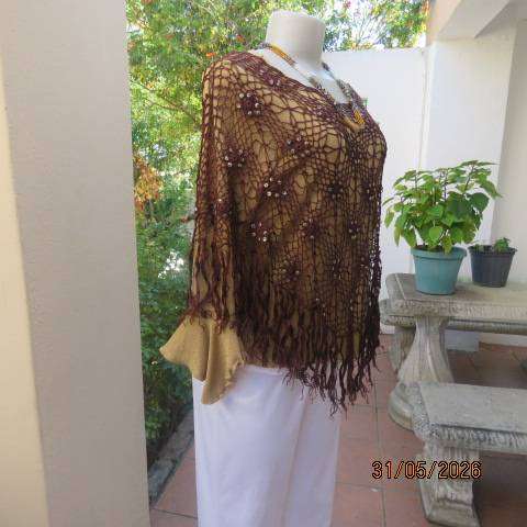 Brown polyester crochet poncho top with floral patterns and sequins, size 36-38