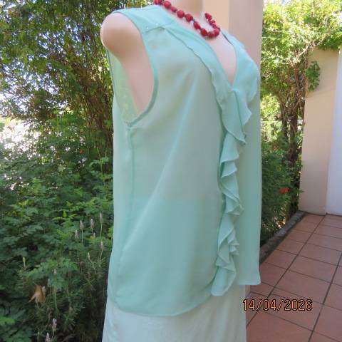 FASHION Express mint slip-over sheer polyester  V-neck top with double frill Size 38