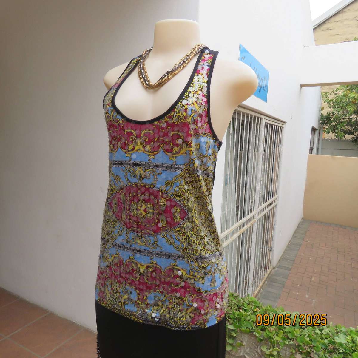 BASICXX baroque printed red-blue-gold top with clear sequins. Black back. Size 34