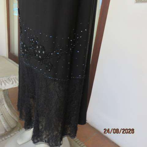 Noblewear black polycotton stretch maxi skirt unique panel embellishments elastic waist - size 42