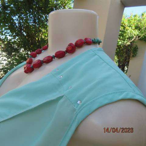 Unique necklace with red stones and turquoise small stones. Silver 925 latch