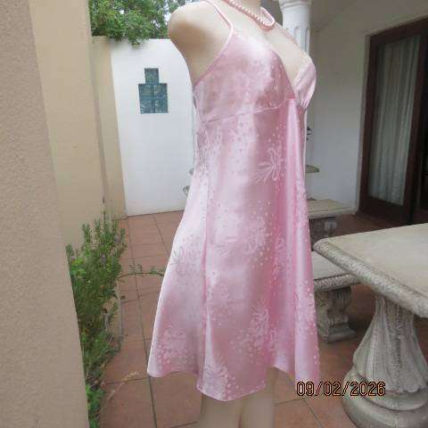 DREAMCATCHER rose pink silky polyester under knee length nighty. Thin shoulder straps. Size 40