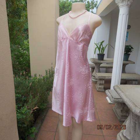 DREAMCATCHER rose pink silky polyester under knee length nighty. Thin shoulder straps. Size 40