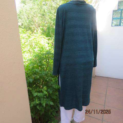 MUSTI dark jade light weight long sleeve coat with lurex stripes. Side slits. Size 40