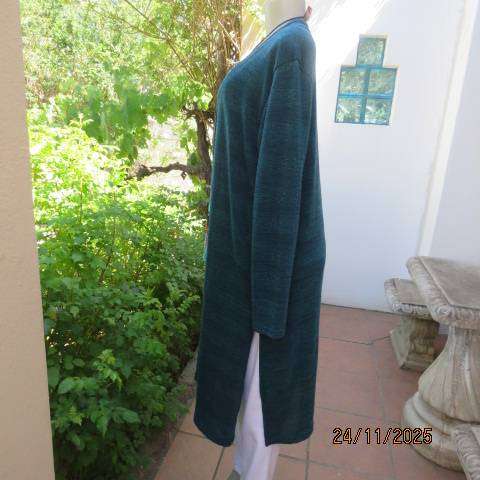 MUSTI dark jade light weight long sleeve coat with lurex stripes. Side slits. Size 40