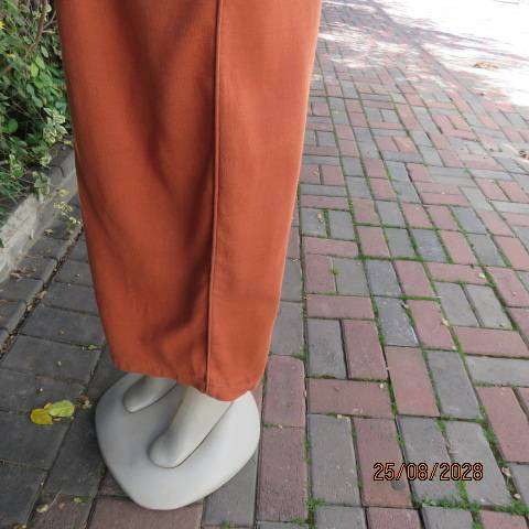 ELEMENT brick colour ankle length cotton wide leg baggy pants close on front with buttonssize 40