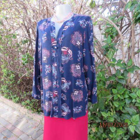 Woolworths navy long sleeve top with pink-maroon floral print, size 40