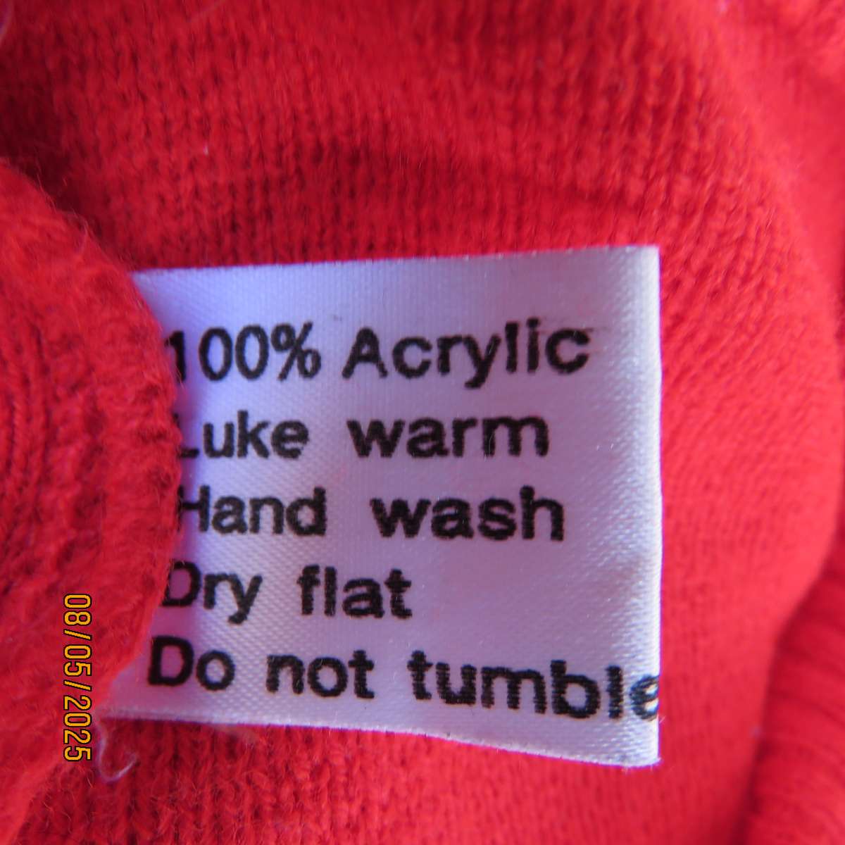 Scarlet red acrylic knit long sleeve jumper with crew neck. Size 38.