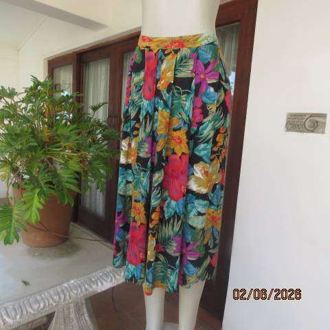 ELISSE vintage colourful skirt in slightly creased polycotton  size 38