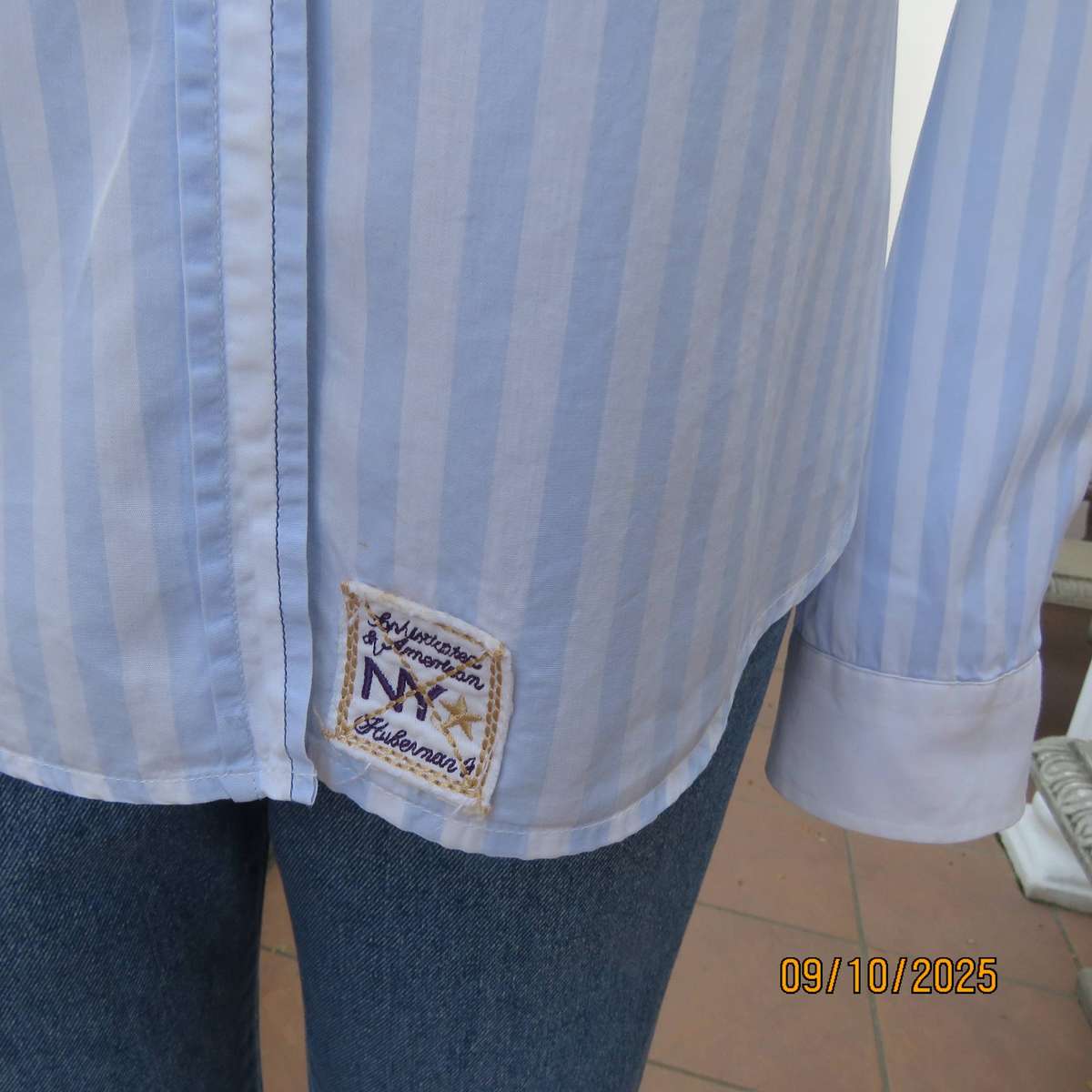HUBERMAN'S N.Y. blue-white long sleeve vertical striped ladies shirt. Size 38-40.