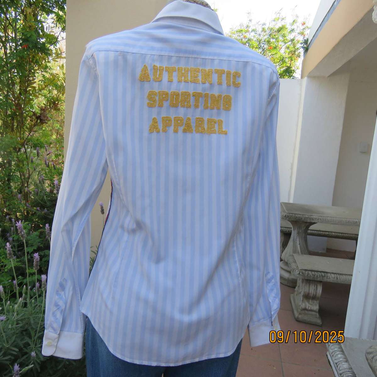 HUBERMAN'S N.Y. blue-white long sleeve vertical striped ladies shirt. Size 38-40.