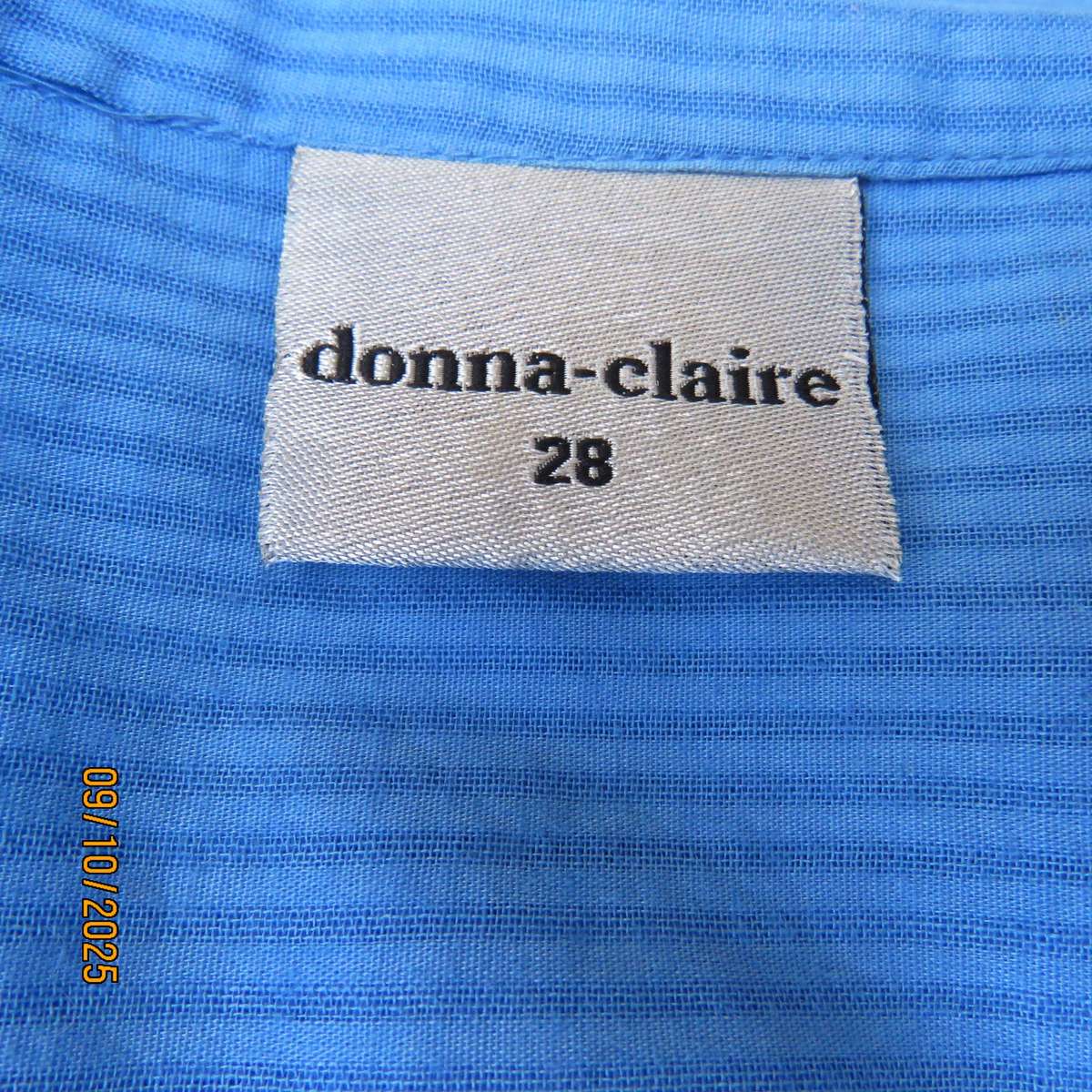 DONNA-CLAIRE cornflower blue slip over long sleeve top in size 50-52.