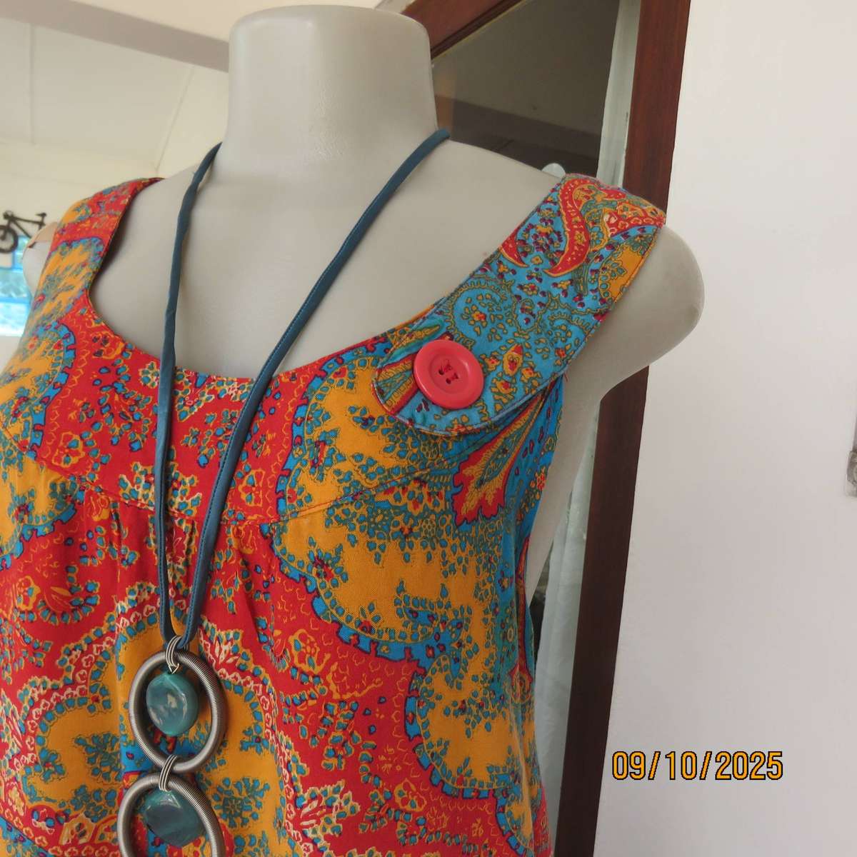 Baroque print jade-blue-crimson and orange long sleeveless top size 38-40