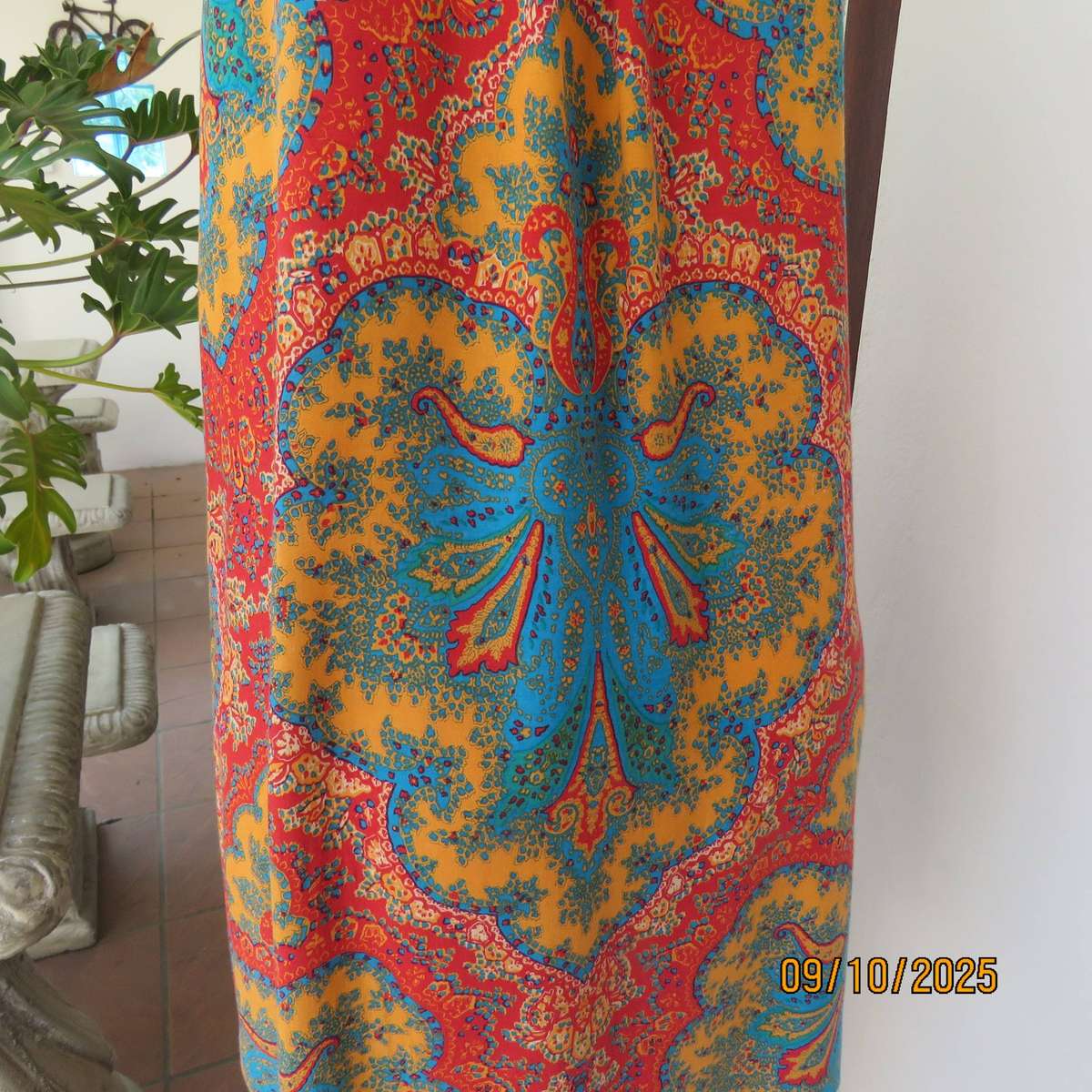 Baroque print jade-blue-crimson and orange long sleeveless top size 38-40