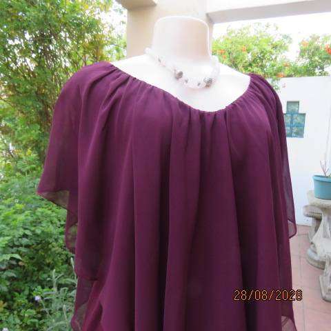 ZETA maroon stretch viscose sleeveless banded seamline top with sheer overlayer, size 46