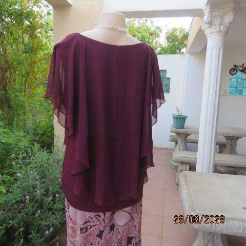 ZETA maroon stretch viscose sleeveless banded seamline top with sheer overlayer, size 46