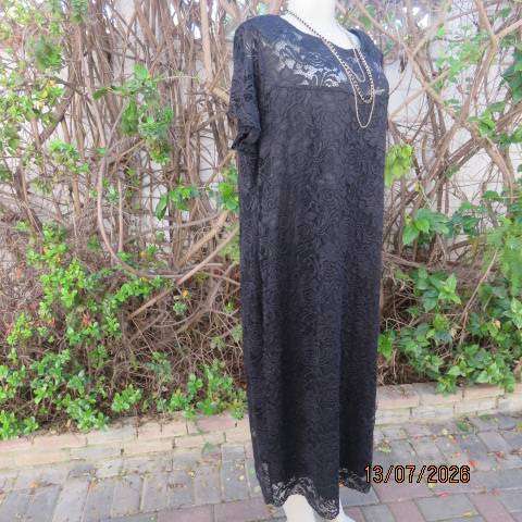 Daniel Hechter black stretch acrylic lace lined shift dress see-through yoke tiny sleeves size 44-46