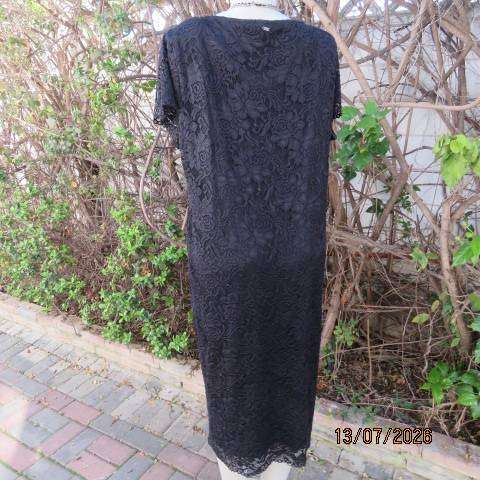 Daniel Hechter black stretch acrylic lace lined shift dress see-through yoke tiny sleeves size 44-46