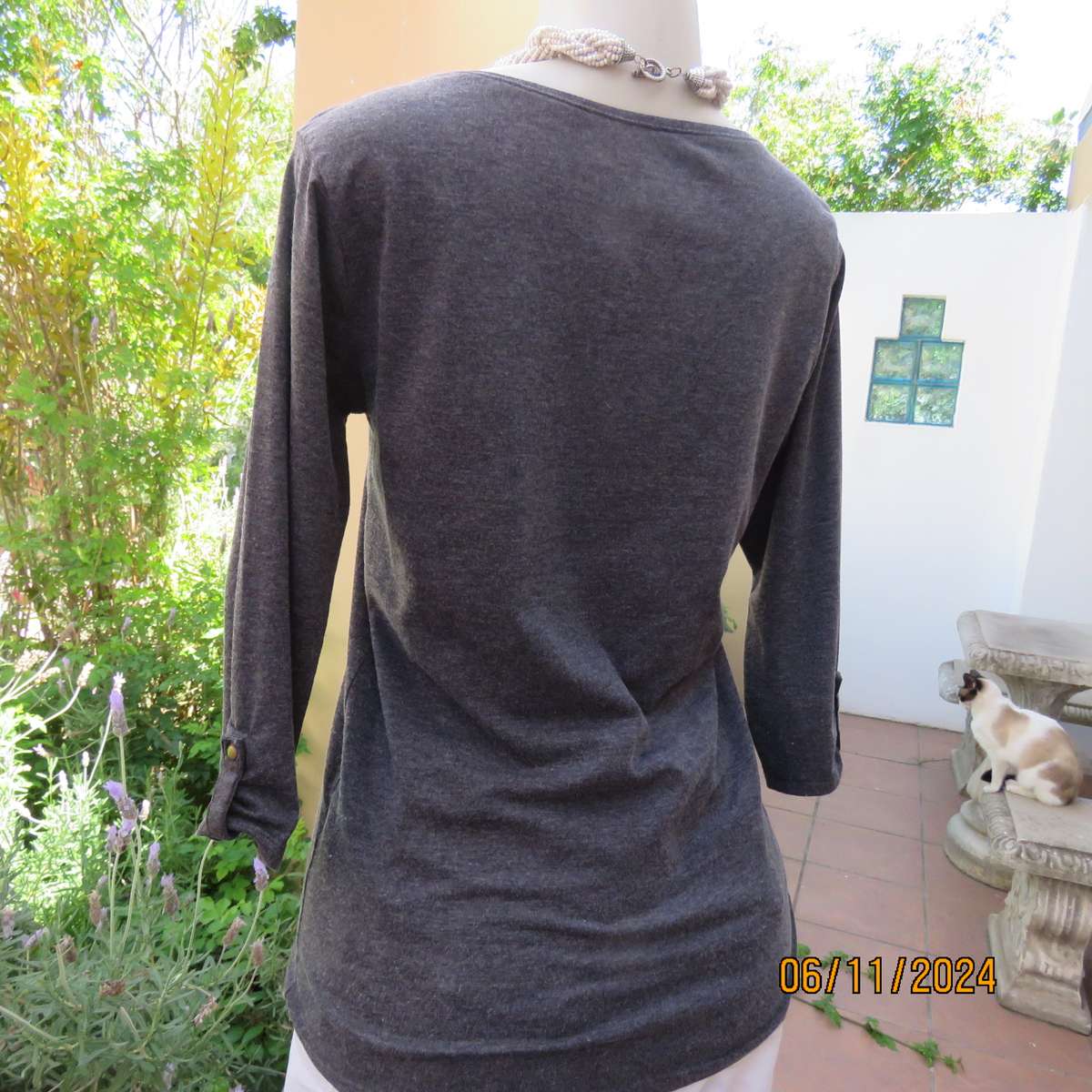 Mottled grey polycotton stretch top size 36-38. Bracelet length sleeves.