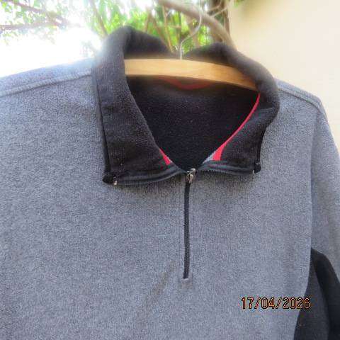 Woolworths men's grey and black stretch polyester long sleeve slip-over top XL