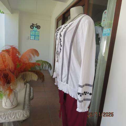 WOOLWORTHS white cotton slip over long sleeve top with black embroidery. Size 42
