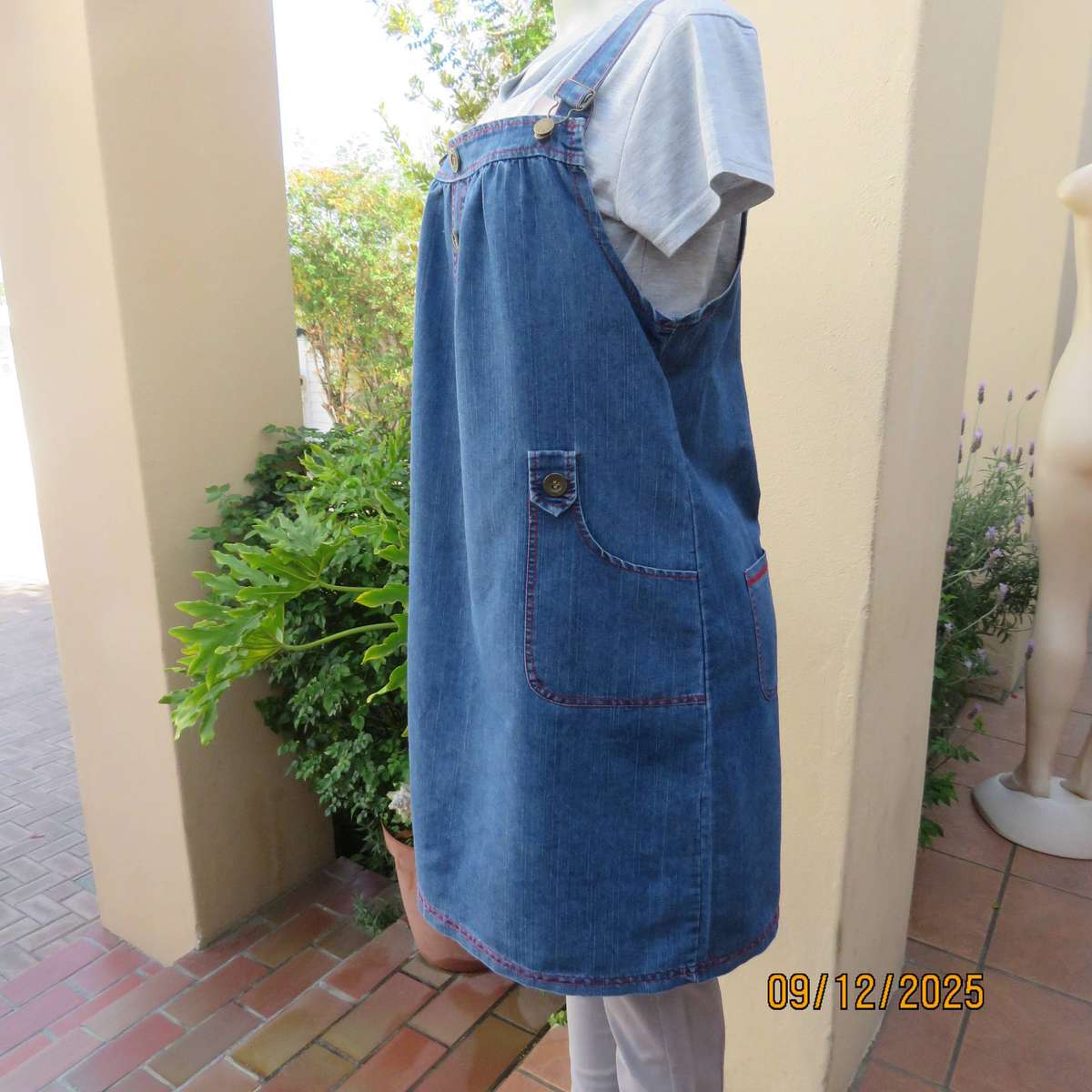 Blue denim pinafore style long top-short dress. Polycotton. Size 38.