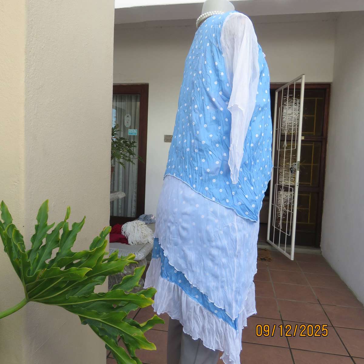 Skyblue white polkadot 2 pc long top in creased polyester-netting. Size 38