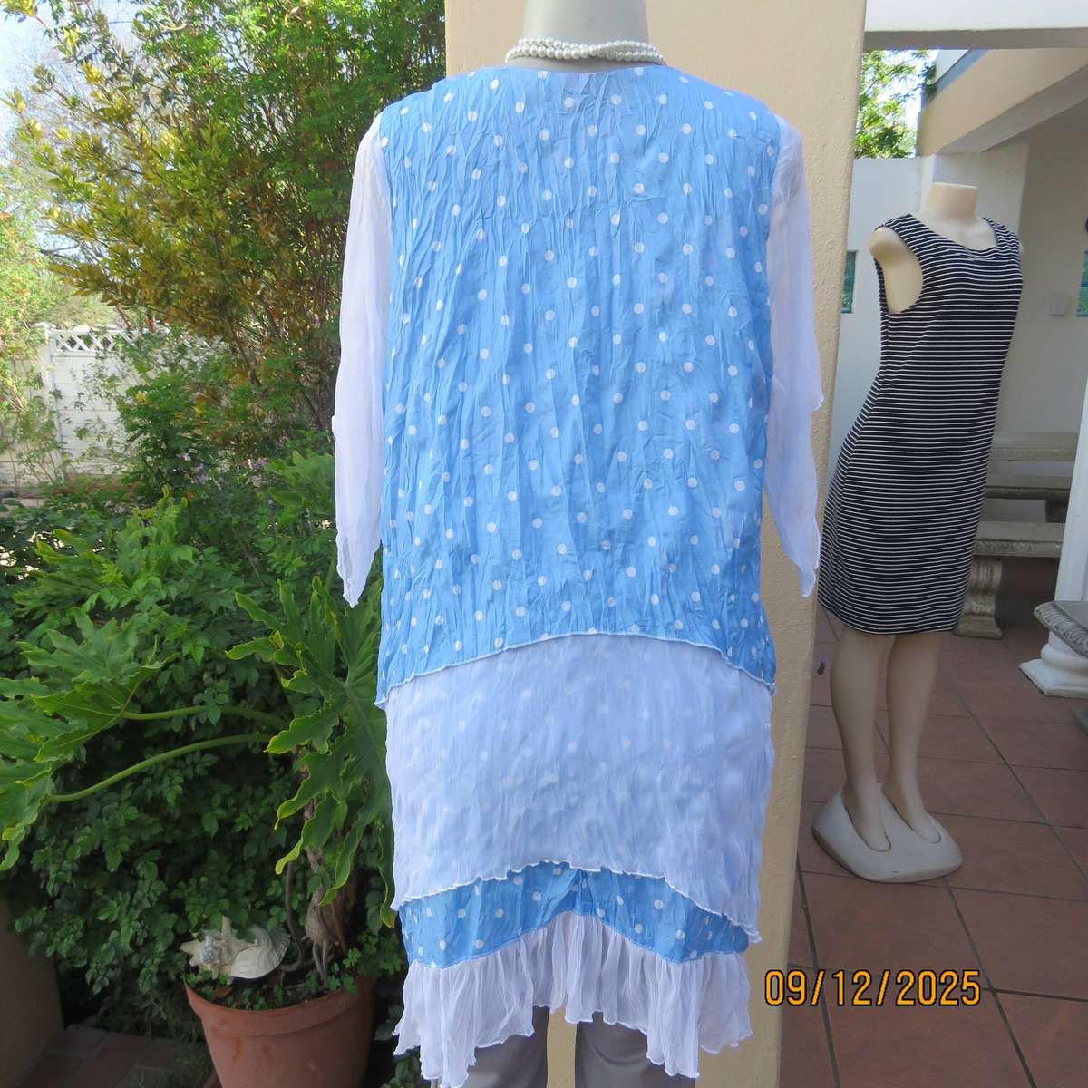 Skyblue white polkadot 2 pc long top in creased polyester-netting. Size 38