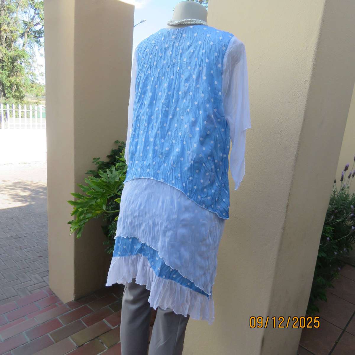 Skyblue white polkadot 2 pc long top in creased polyester-netting. Size 38