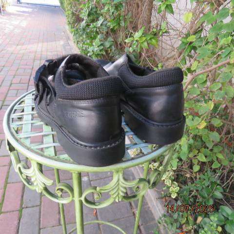 RENEGADE men's black shoes with easy closure and thick soles, size 10.5