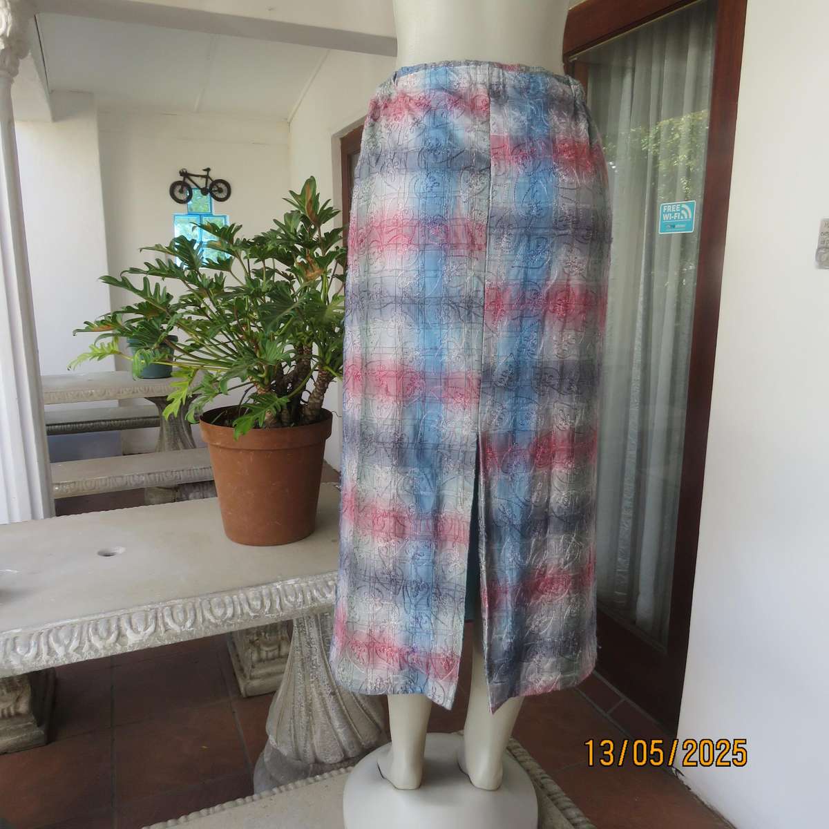 Silky poly-rayon long straight lined heart embroidered pink-blue-green skirt size 36