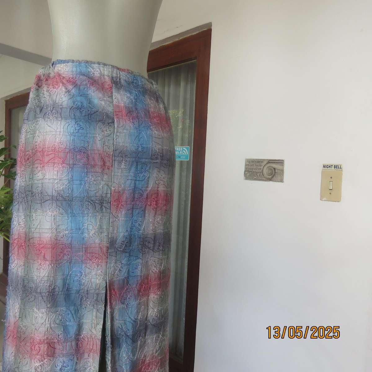 Silky poly-rayon long straight lined heart embroidered pink-blue-green skirt size 36